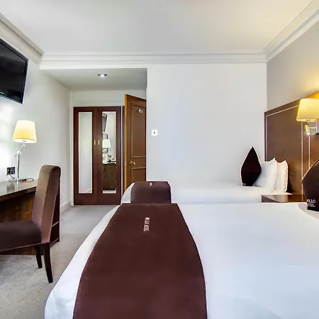 Apollo Hotel