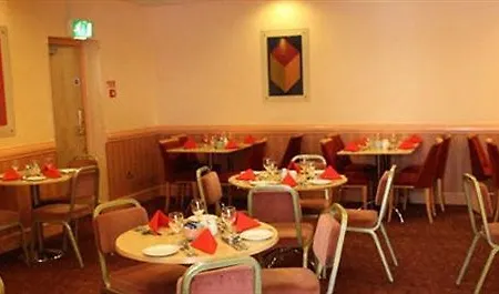 Apollo Hotel 3*