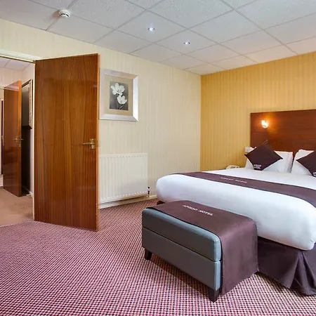 Apollo Hotel 3*