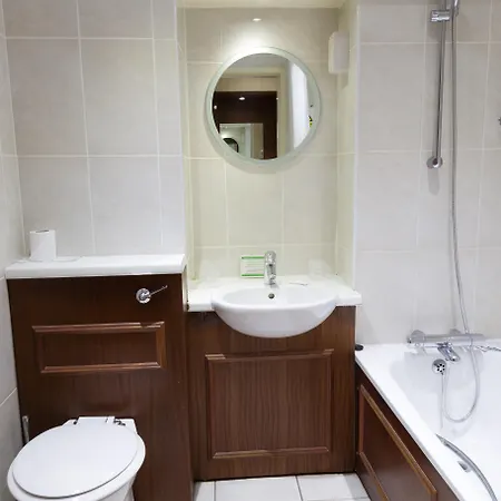 Apollo Hotel 3*