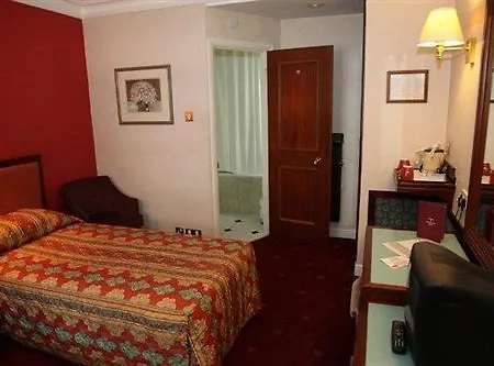 Apollo Hotel