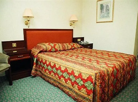 Apollo Hotel